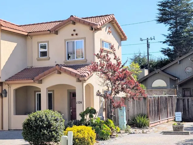1576 Heritage Lane, Santa Cruz, California 95062
