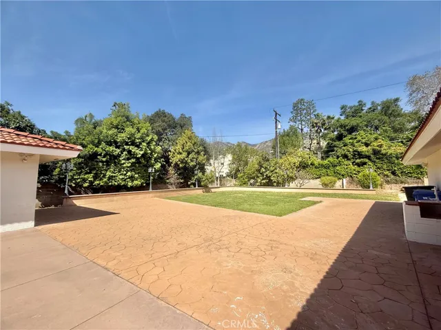 61 E Orange Grove, Arcadia, California 91006