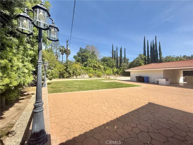 61 E Orange Grove, Arcadia, California 91006