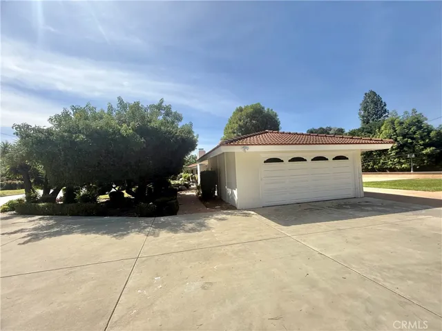 61 E Orange Grove, Arcadia, California 91006