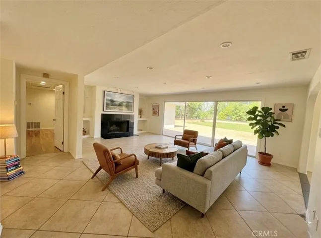 Used AI to virtually stage living room