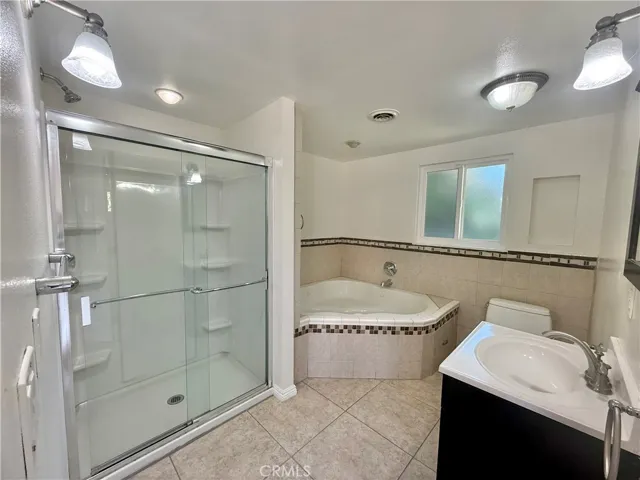 61 E Orange Grove, Arcadia, California 91006