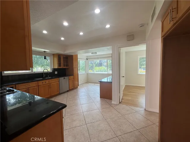 61 E Orange Grove, Arcadia, California 91006