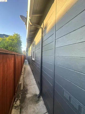 View of side of property