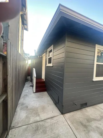 View of side of home