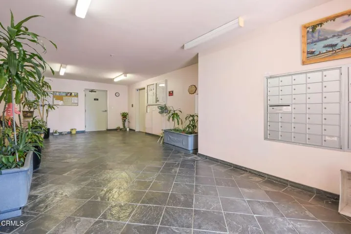 5-web-or-mls-200 N 5th St 311_MEDIA360VR