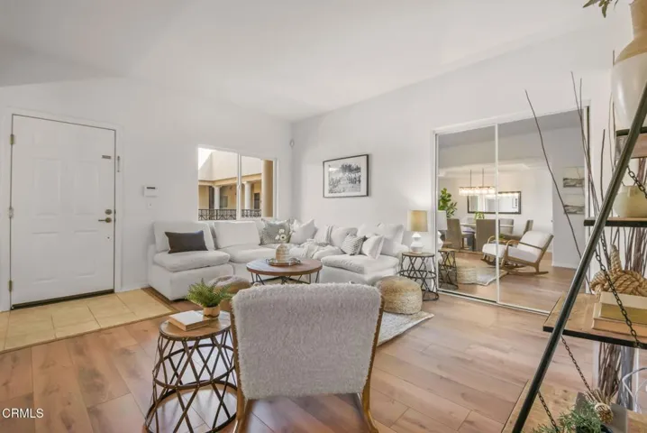 12-web-or-mls-200 N 5th St 311_MEDIA360V