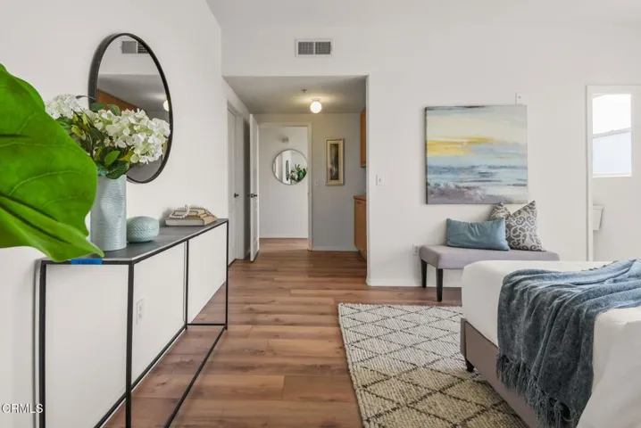 24-web-or-mls-200 N 5th St 311_MEDIA360V