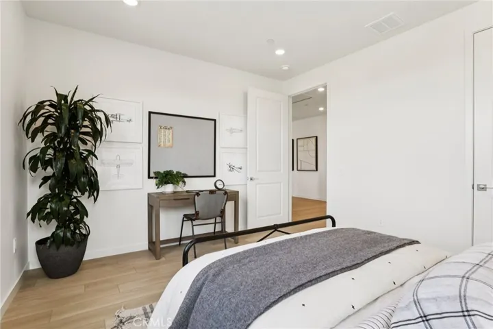 Secondary Bedroom w/Walk-In Closet