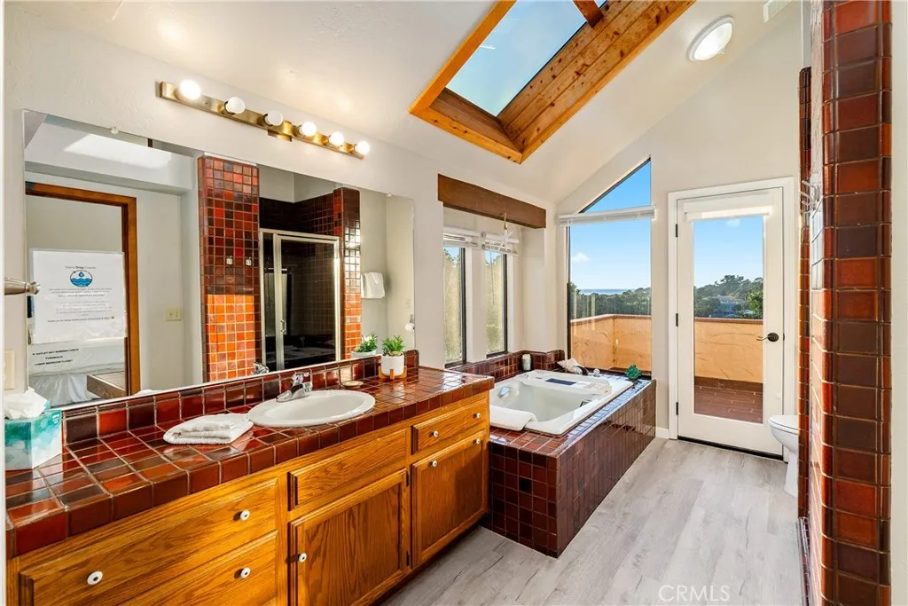 Primary suite