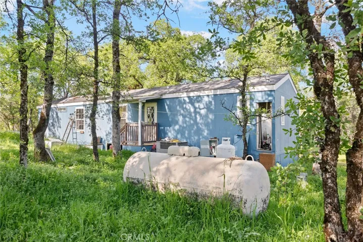 300 Purple Rocks, Oroville, California 95966