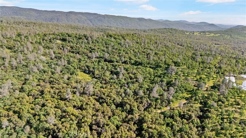 300 Purple Rocks, Oroville, California 95966