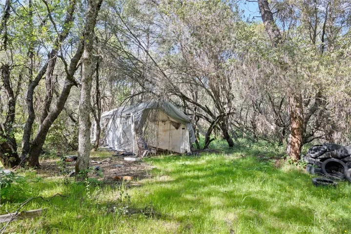300 Purple Rocks, Oroville, California 95966