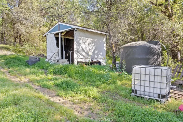 300 Purple Rocks, Oroville, California 95966