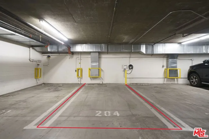 Parking spot#2 w/EV charger ac