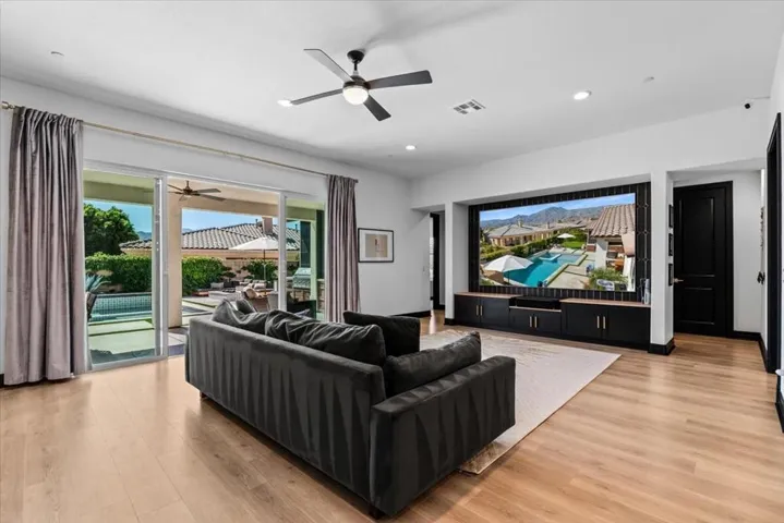 07-81831 Camino San Juan-35