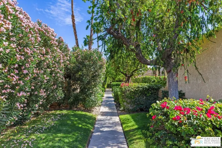 200 E Racquet Club Road 8, Palm Springs, California 92262