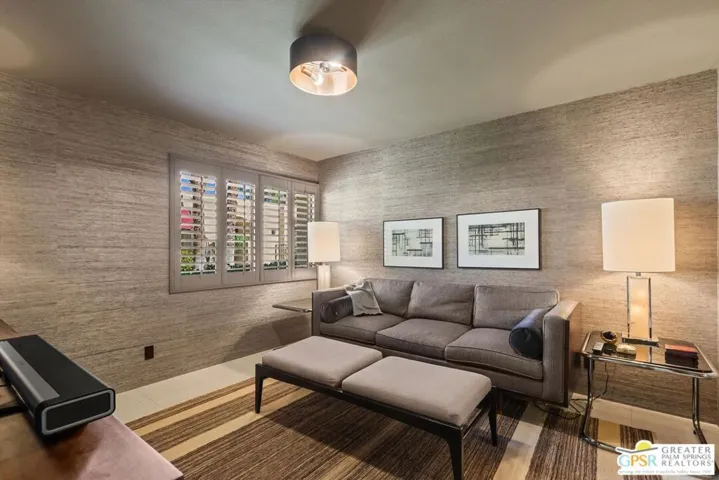 200 E Racquet Club Road 8, Palm Springs, California 92262