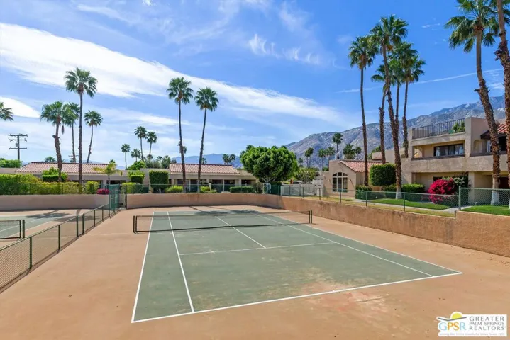 200 E Racquet Club Road 8, Palm Springs, California 92262