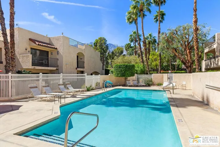 200 E Racquet Club Road 8, Palm Springs, California 92262