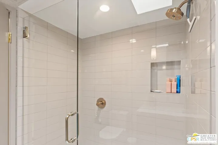 200 E Racquet Club Road 8, Palm Springs, California 92262