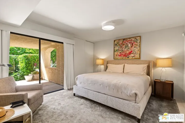 200 E Racquet Club Road 8, Palm Springs, California 92262