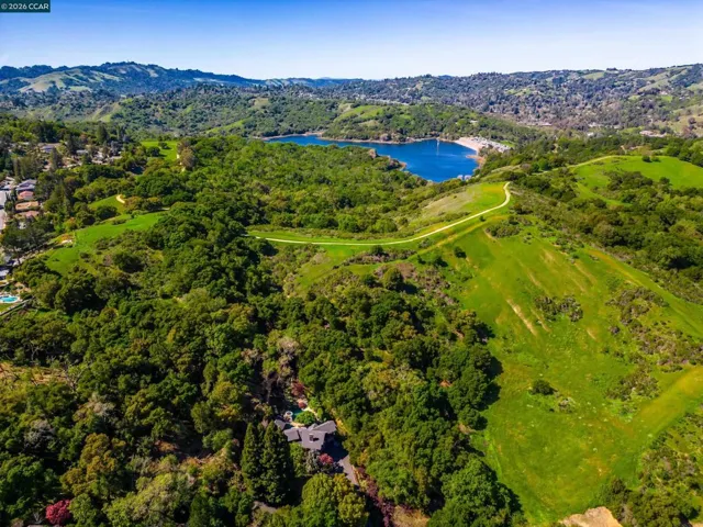 Access to Lafayette Reservoir