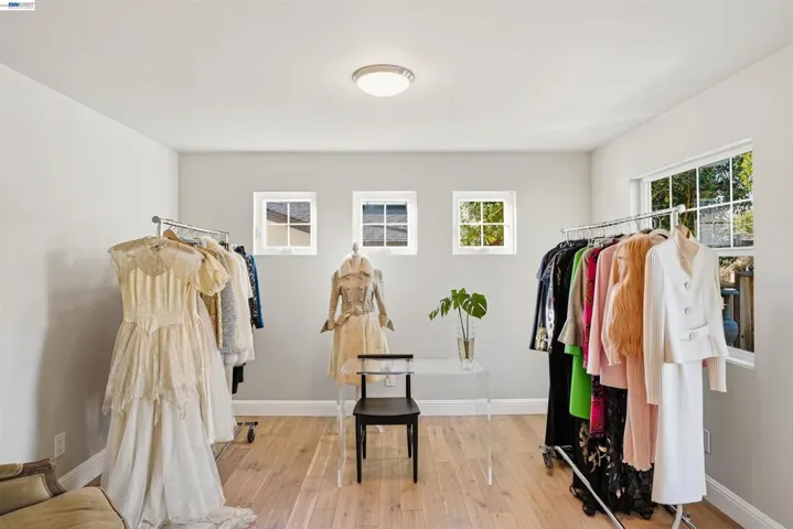 Downstairs Bedroom (1)