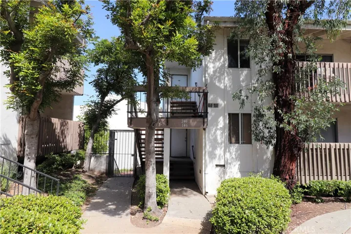 End Unit 2nd Level Entry