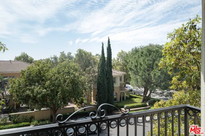 107 Chantilly, Irvine, California 92620