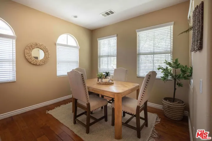 107 Chantilly, Irvine, California 92620