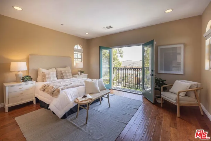 107 Chantilly, Irvine, California 92620