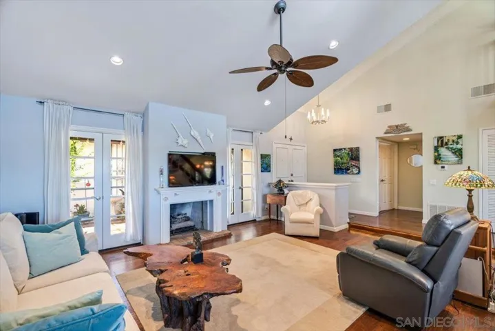 Den/Family/Great Room