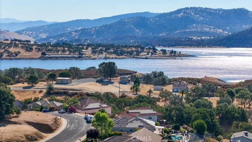 1121 Paradise Peak, Valley Springs, California 95252