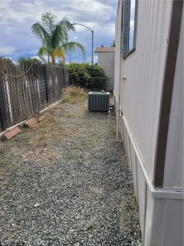 655 E Main 62, San Jacinto, California 92583