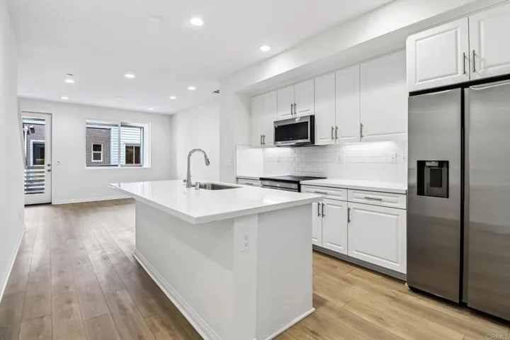 536 Sandstone Court, El Cajon, California 92020