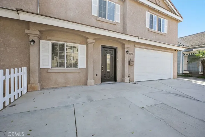 She could use a few potted plants.