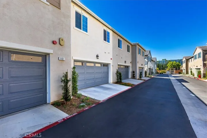 41976 Isadora 902, Murrieta, California 92562