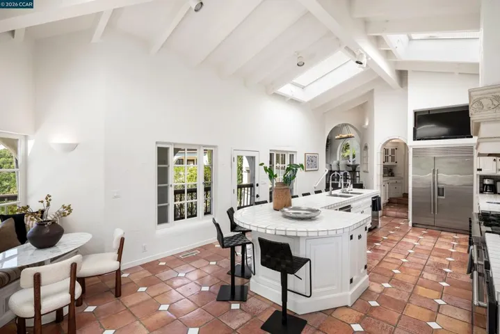 4377 Warm Springs Rd, Glen Ellen, California 95442