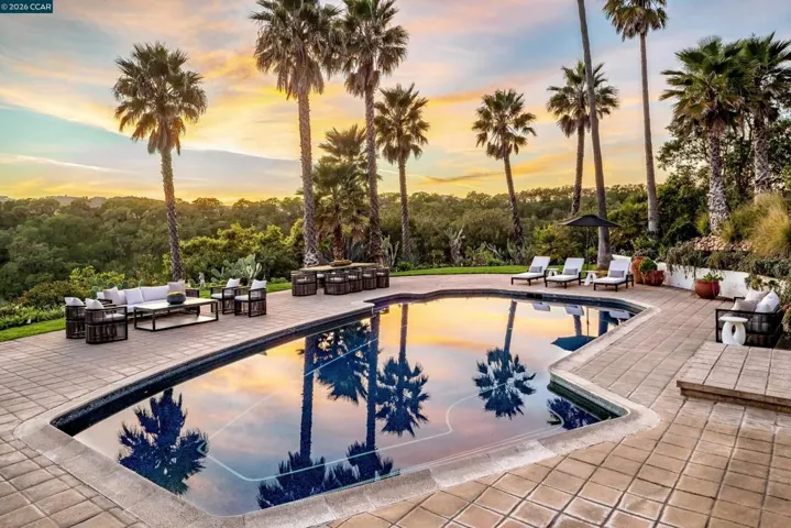 4377 Warm Springs Rd, Glen Ellen, California 95442