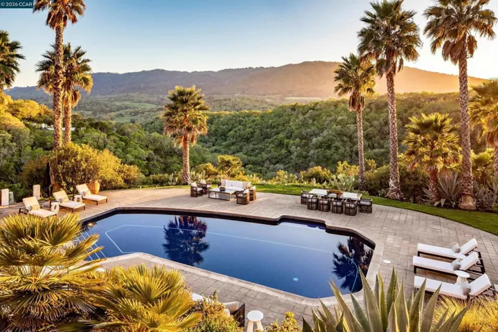 4377 Warm Springs Rd, Glen Ellen, California 95442