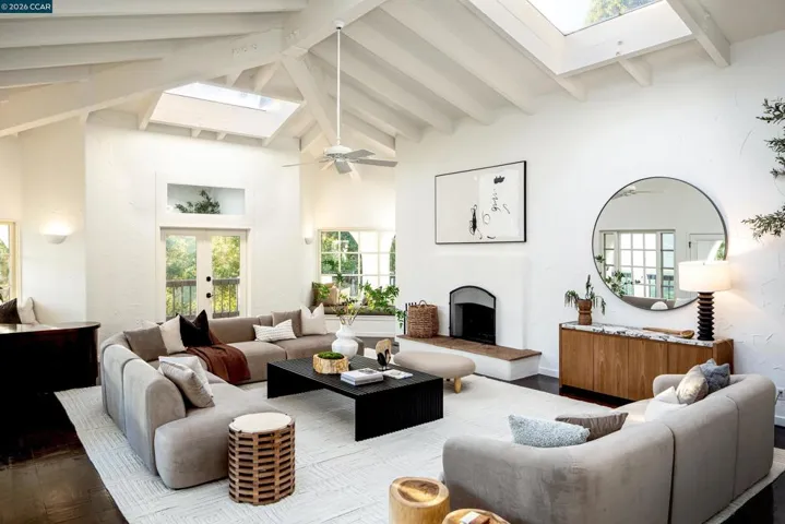 4377 Warm Springs Rd, Glen Ellen, California 95442