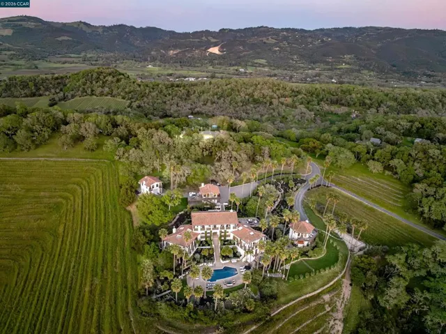 4377 Warm Springs Rd, Glen Ellen, California 95442