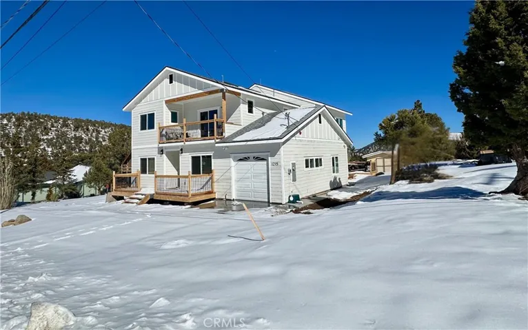 Exterior front of the House - Snow