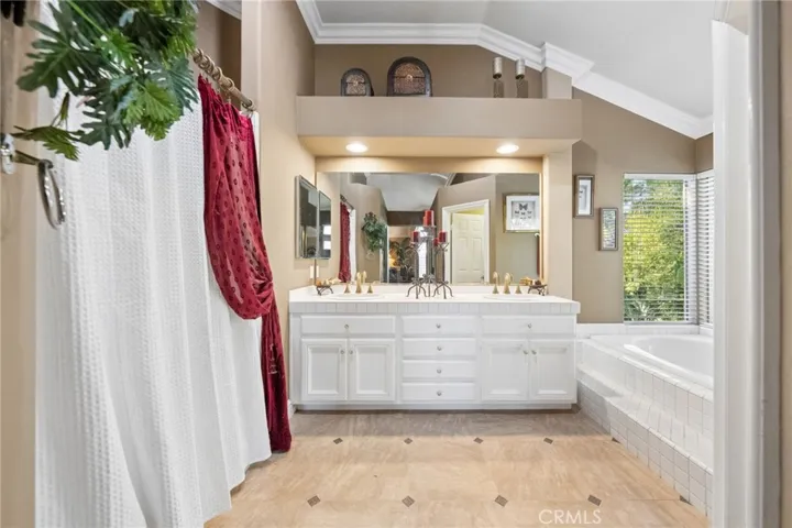 41776 Via Balderama, Temecula, California 92592