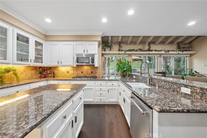 41776 Via Balderama, Temecula, California 92592