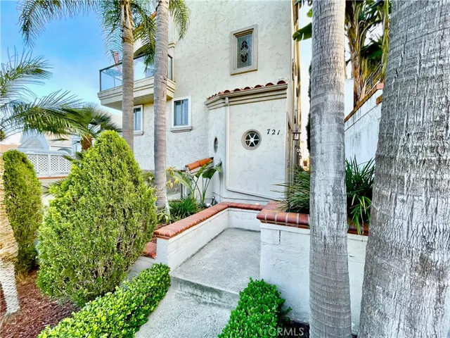 721 W 27th 1, San Pedro, California 90731
