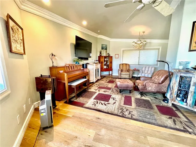 721 W 27th 1, San Pedro, California 90731