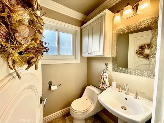 721 W 27th 1, San Pedro, California 90731