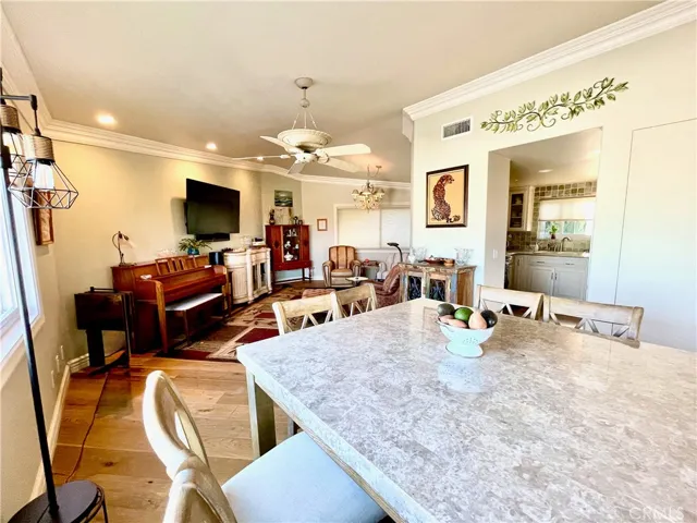 721 W 27th 1, San Pedro, California 90731